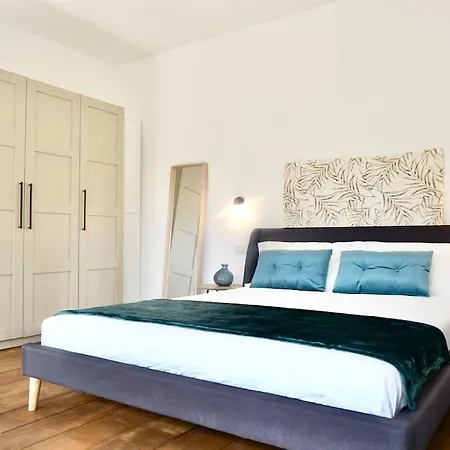 Apartman Loft Porta Romana A 5 Minuti Dal Centro